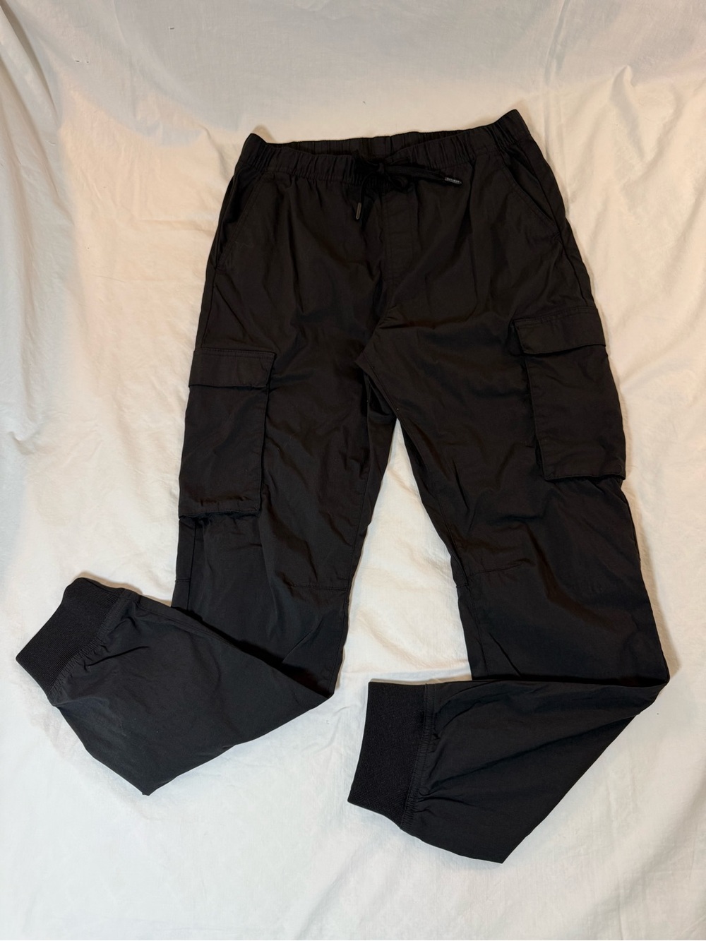 H&M Men's Black Cargo Rip Stop Jogger Pants
